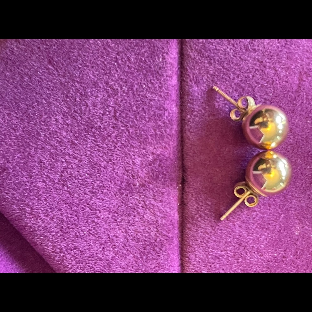 14k Solid Gold Studs - image 2